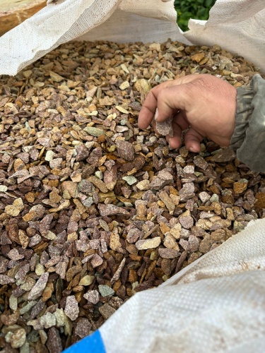 Златолит персиковый декоративная каменная крошка купить в Красноуральске