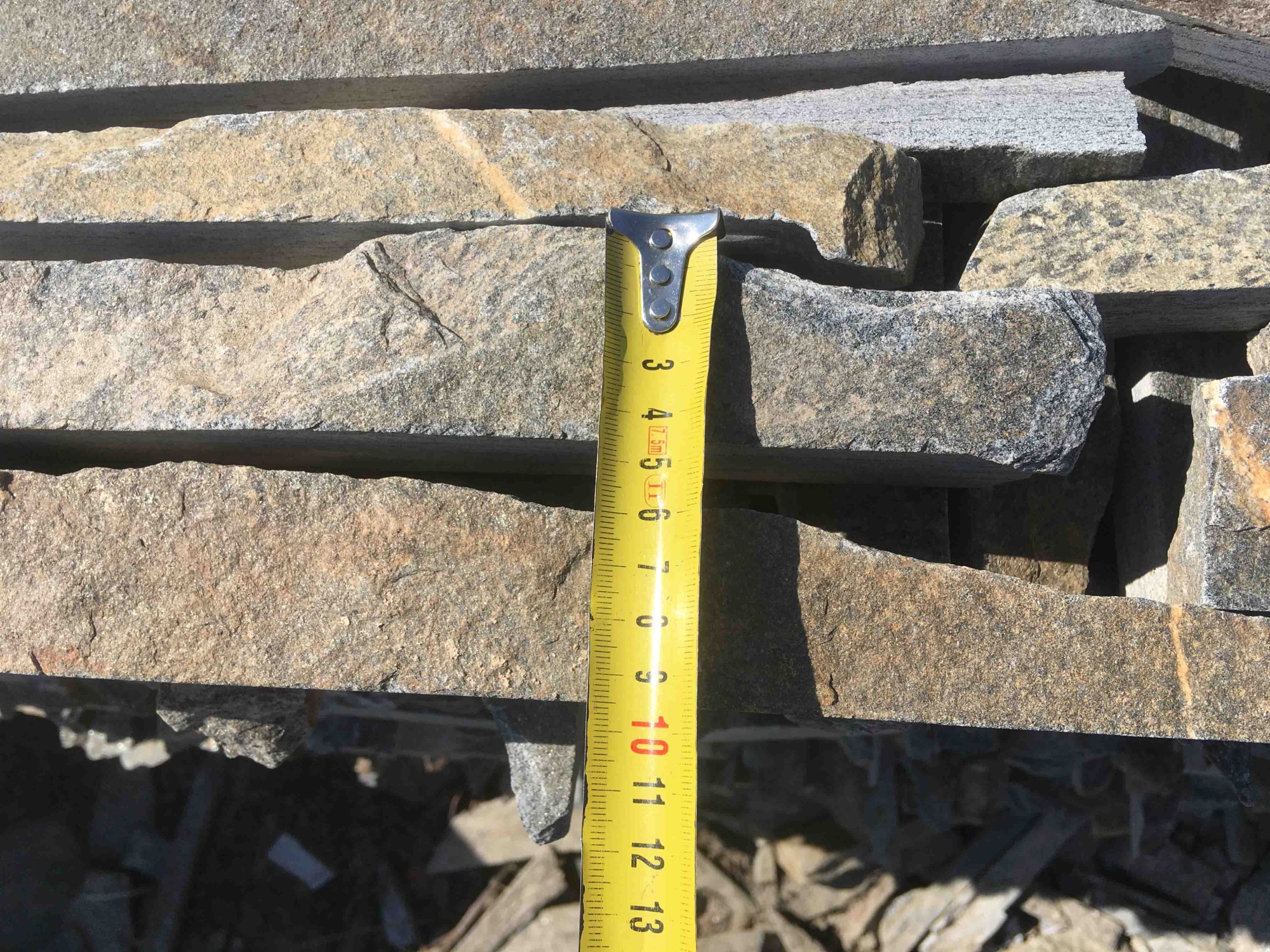 Горбушка златолит мультиколор для облицовки купить в Красноуральске