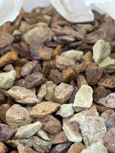 Златолит персиковый декоративная каменная крошка купить в Красноуральске