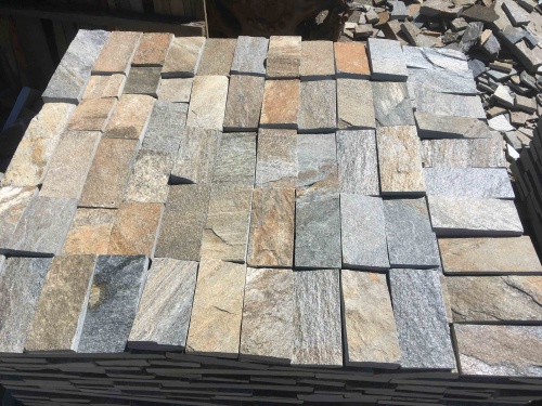 Плитка пилёная златолит Уральский для цоколя, отмостки купить в Красноуральске