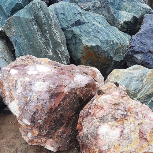 Ландшафтные глыбы красно-фиолетовые 200-1000 килограмм купить в Красноуральске
