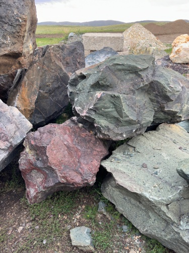 Камни для ландшафтного дизайна зелёные 10-60 килограмм купить в Красноуральске