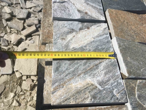 Плитка пилёная златолит Уральский для цоколя, отмостки купить в Красноуральске