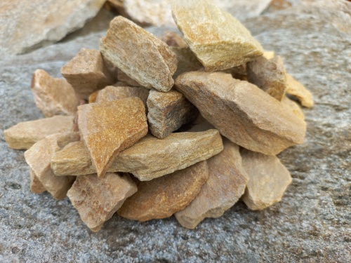 Златолит жёлтый декоративная каменная крошка купить в Красноуральске