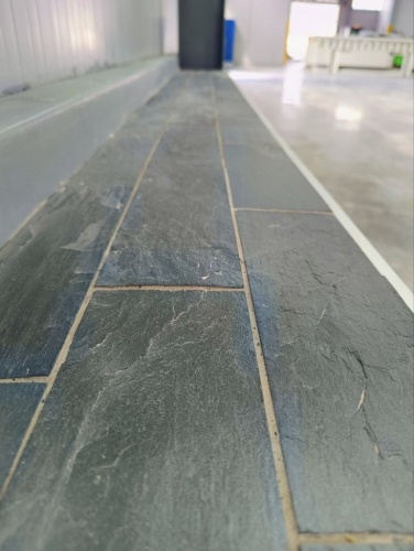 Плитка чёрная из натурального камня фасадная 30 см * 5 см, толщина 7 мм -30 мм купить в Красноуральске